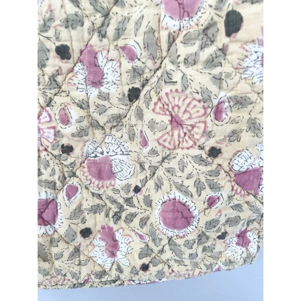 2 Pottery Barn Standard Pillow Shams Yellow White Flower Cotton Cottage Vintage